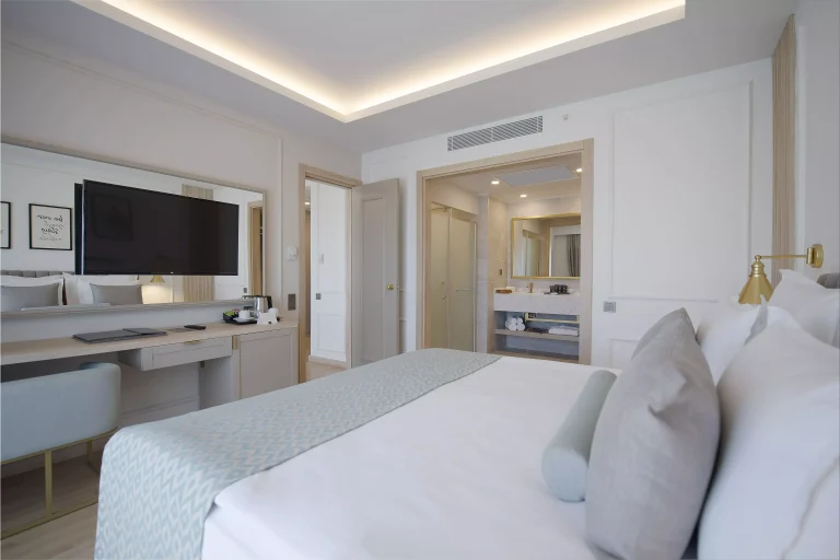 Tuscany Suites & Casino